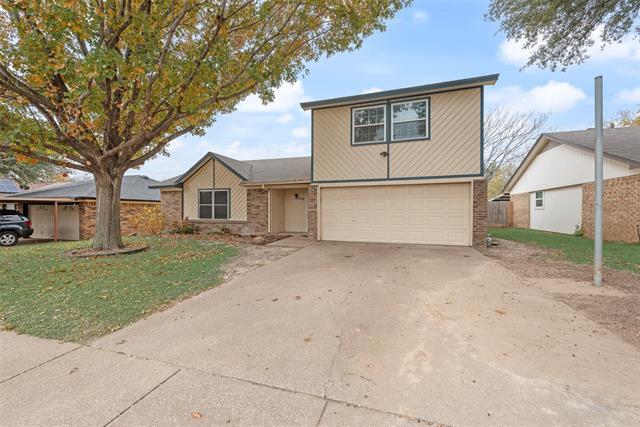 516 Roberts Dr Saginaw, TX 76179