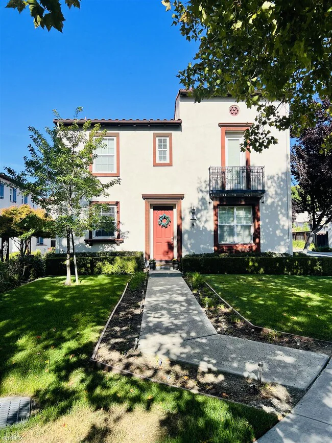 201 Zebrina Court