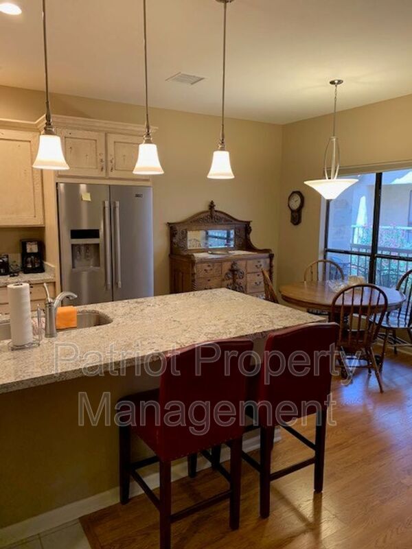 9711-9711 E Mountain View Rd Scottsdale, AZ 85258