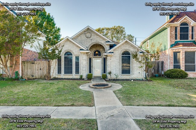 6826 Conestoga Dr Rowlett, TX 75089