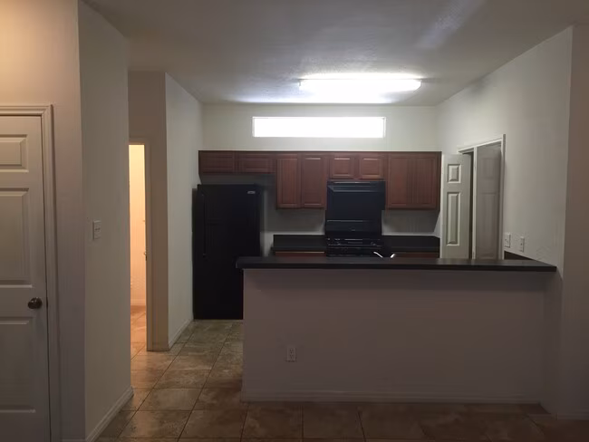 2712 San Pedro Street