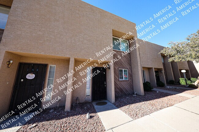 1601 W Sunnyside Dr Phoenix, AZ 85029