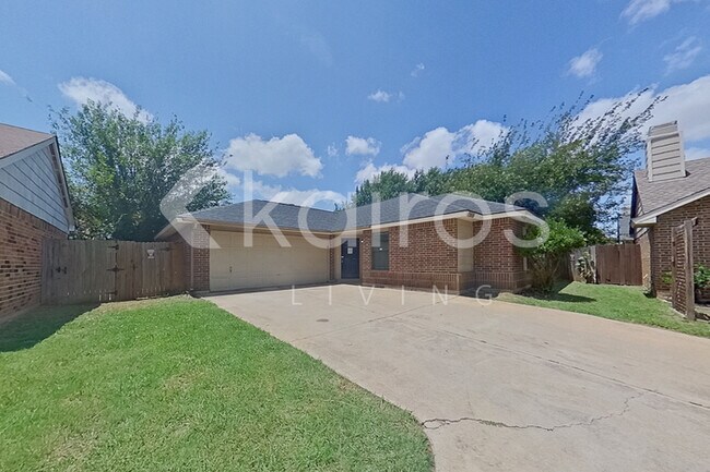 2805 Forest Creek Drive