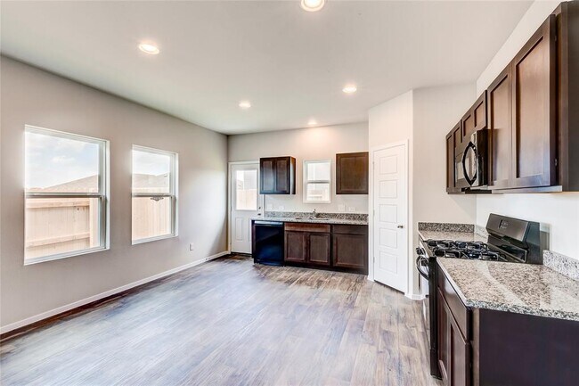 274 Jade St Maxwell, TX 78656
