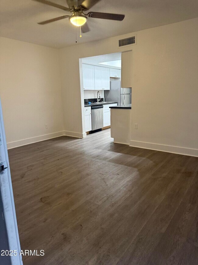 18202 N Cave Creek Rd Phoenix, AZ 85032