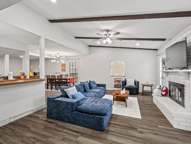 2235 E Peters Colony Rd Carrollton, TX 75007