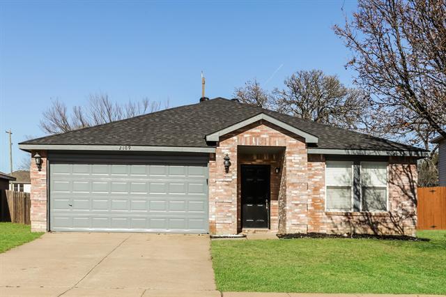 2109 Doecrest Dr Denton, TX 76210