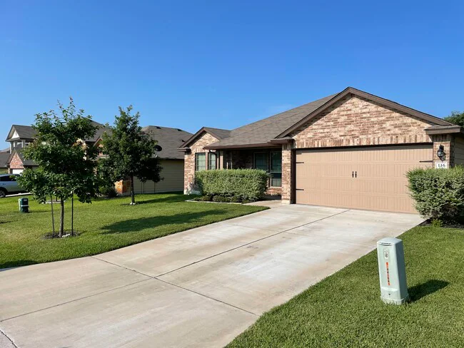 116 Zoisite Ln Jarrell, TX 76537