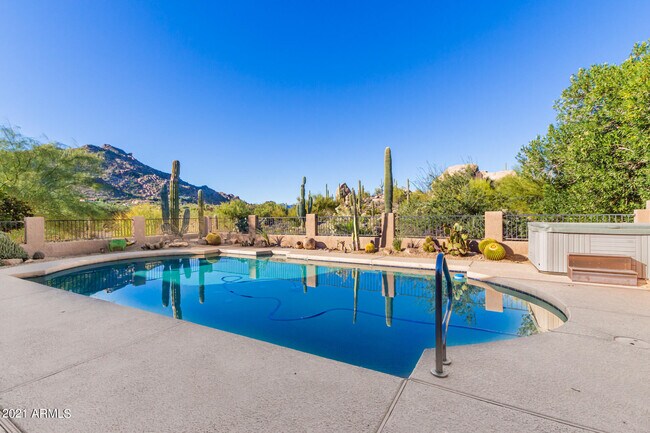 1404 Boulder Pass Carefree, AZ 85377