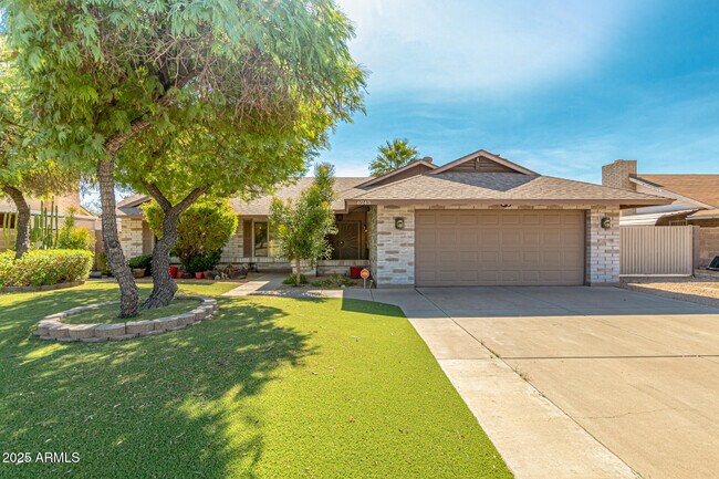 6243 W Cholla St
