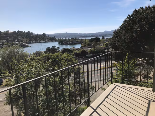 South Knoll Apartments