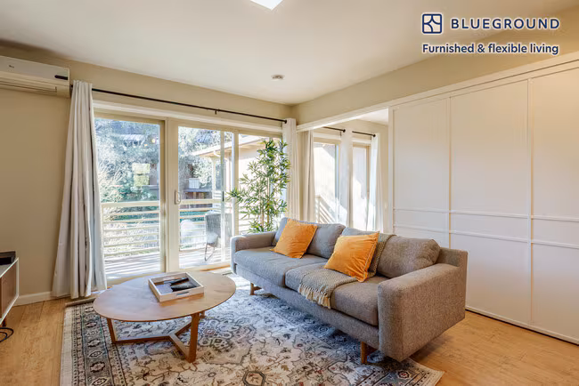 568 Channing Ave Palo Alto, CA 94301