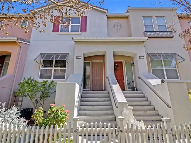 1521 Fiesta Lane