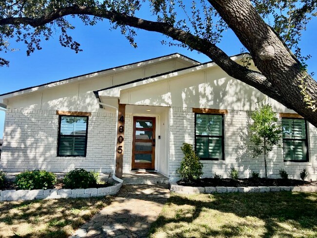 4805 Alta Oaks Ln The Colony, TX 75056
