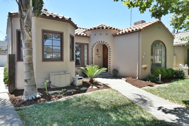 1385 Kotenberg Avenue