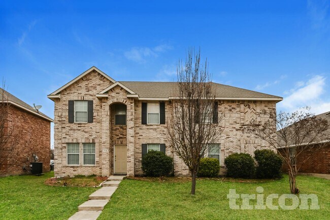 712 Locustberry Dr Red Oak, TX 75154