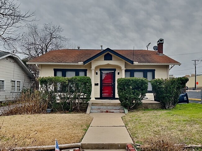 3333 W 6th St Fort Worth, TX 76107