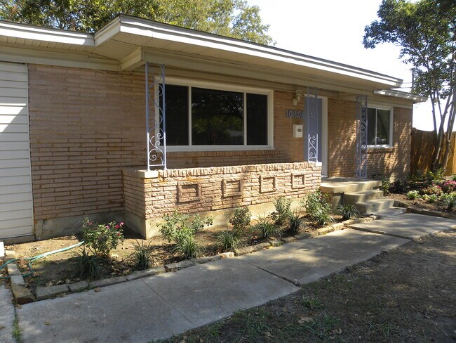 10308 Libby Ln Dallas, TX 75228
