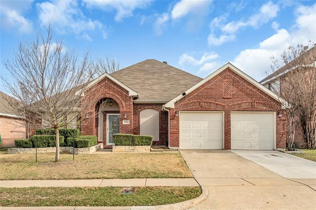 6911 Thunderbird Dr Arlington, TX 76002