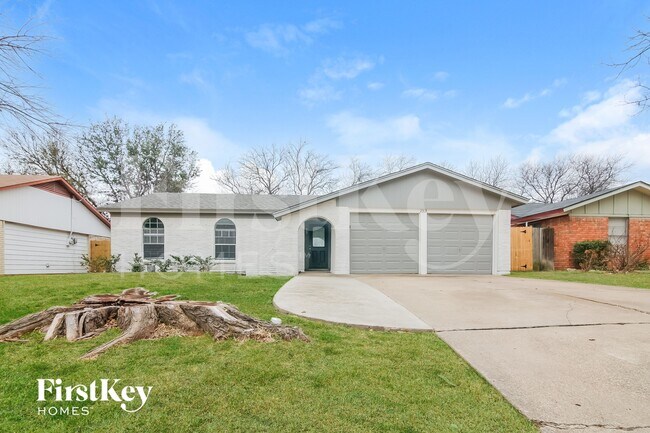 2313 March Ln Grand Prairie, TX 75050