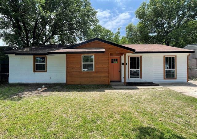 225 East Coral Way