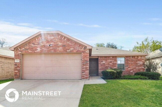 3433 Heatherbend St