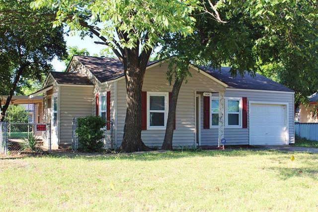 5441 Thomas Ln River Oaks, TX 76114